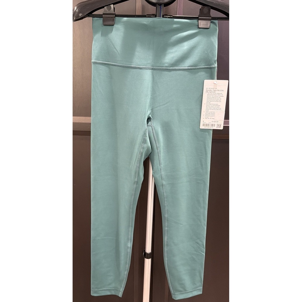 NWT Lululemon Size 8 Wunder Train No Line HR Tight 25" DMAR Green $108